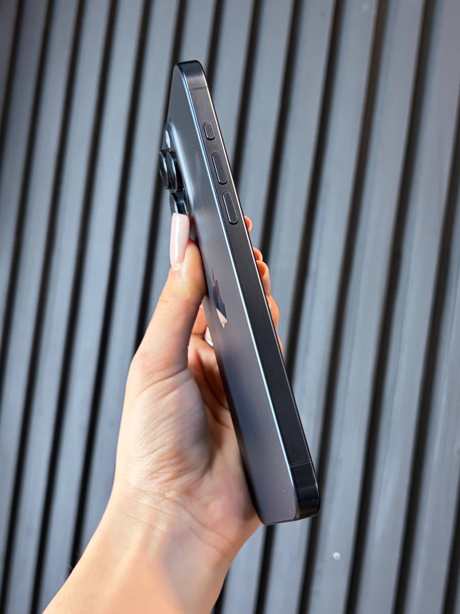 iPhone 15 Pro Max 256GB Black Titanium фото 4