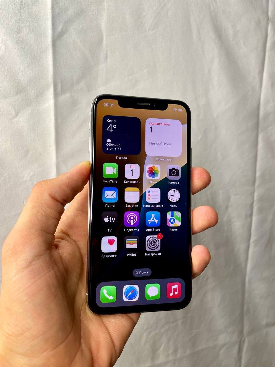 iPhone XS 256GB Silver фото 3
