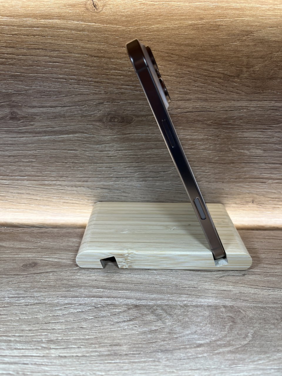 iPhone 16 Pro Max 256GB Desert Titanium фото 4