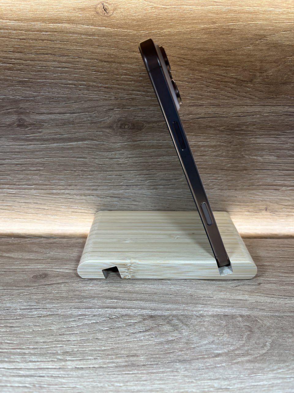 iPhone 16 Pro Max 256GB Desert Titanium фото 4