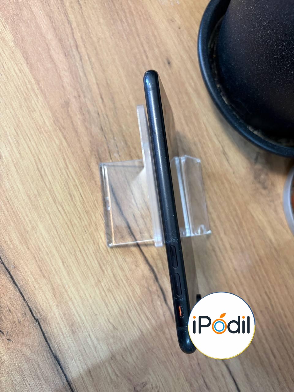 iPhone XR 64GB Black фото 2