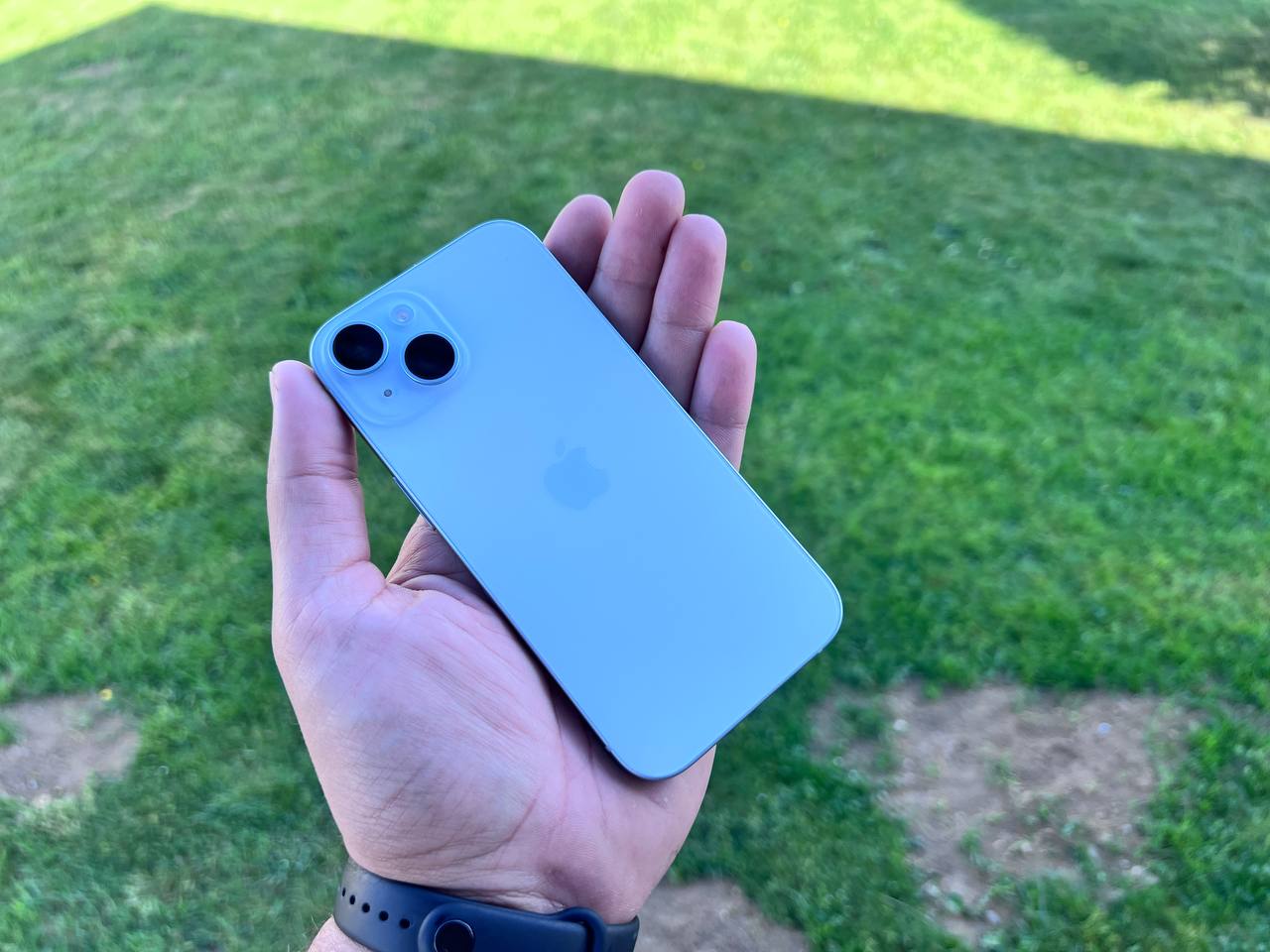 iPhone 15 128GB