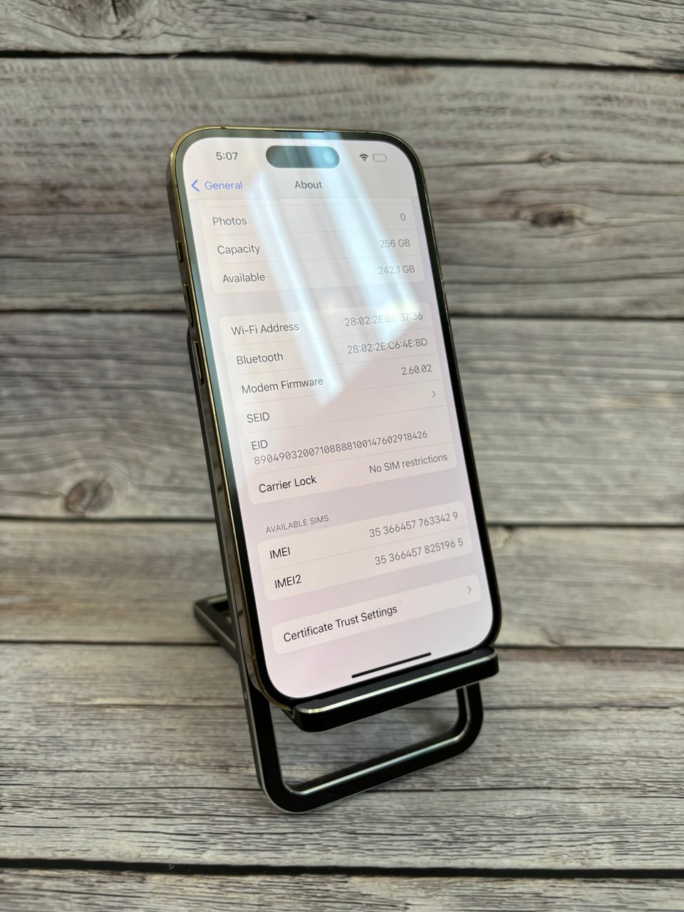 iPhone 14 Pro 256GB Gold фото 3