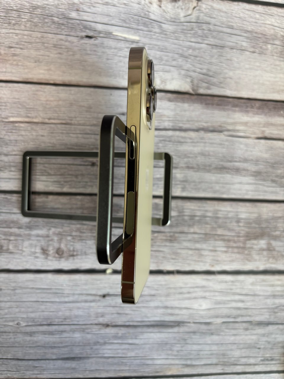 iPhone 14 Pro 256GB Gold фото 5