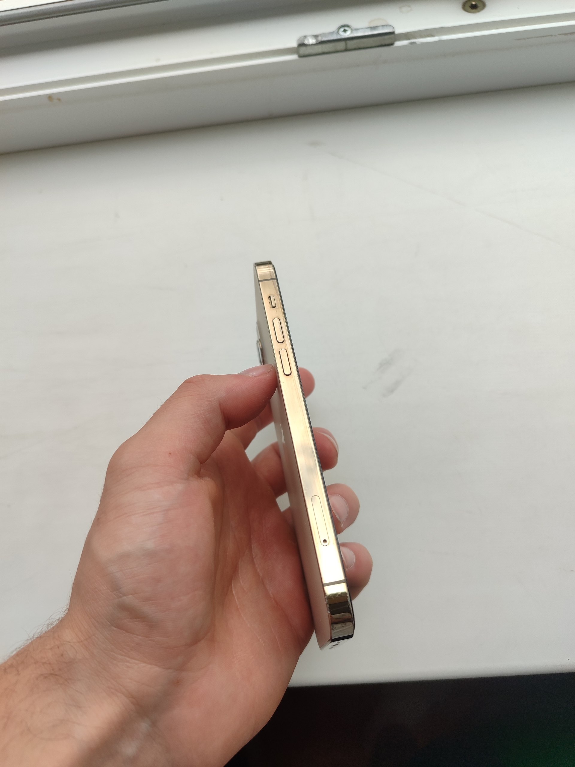 iPhone 12 Pro 128GB Gold фото 5