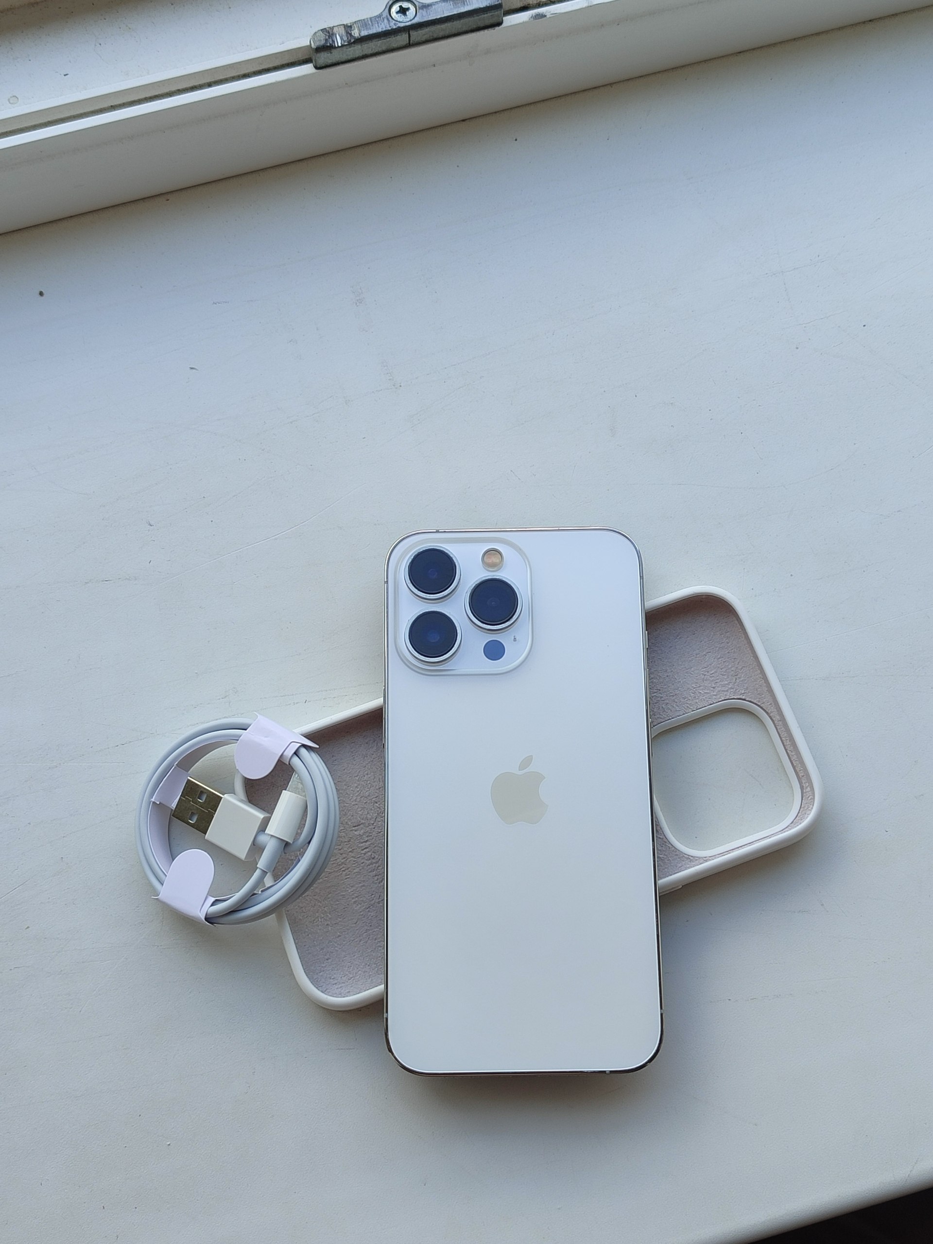 iPhone 13 Pro 128GB White