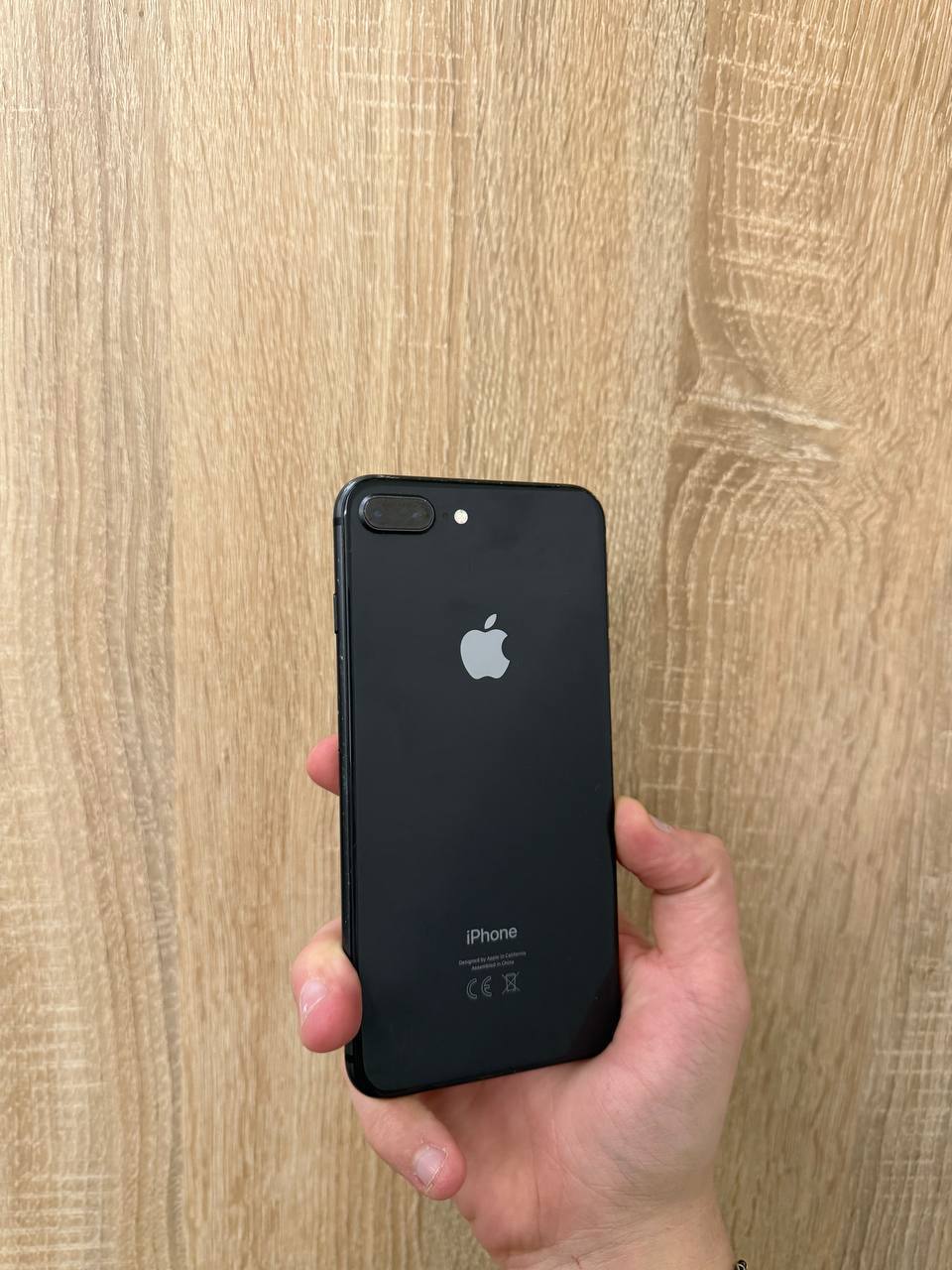 iPhone 8 Plus 64GB