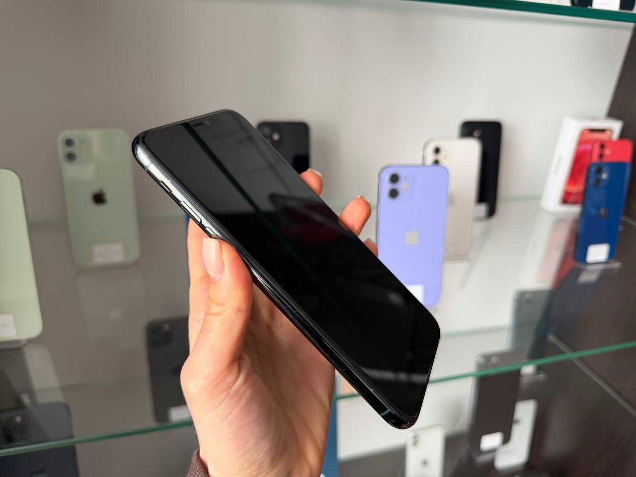 iPhone 11 Pro Max 64GB Midnight Green фото 4