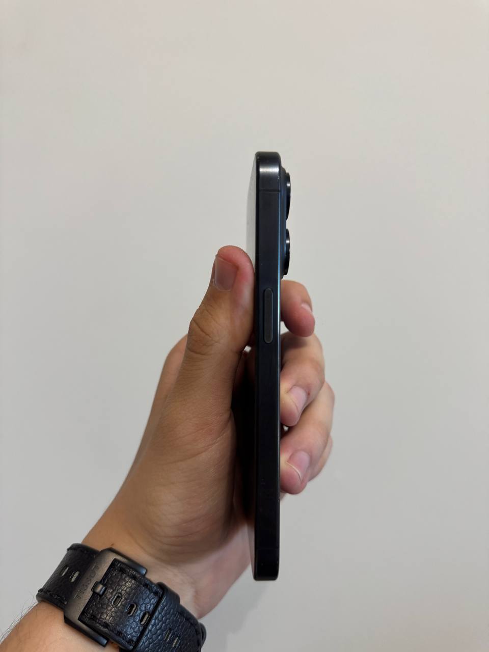 iPhone 15 Pro 128GB — фото 2