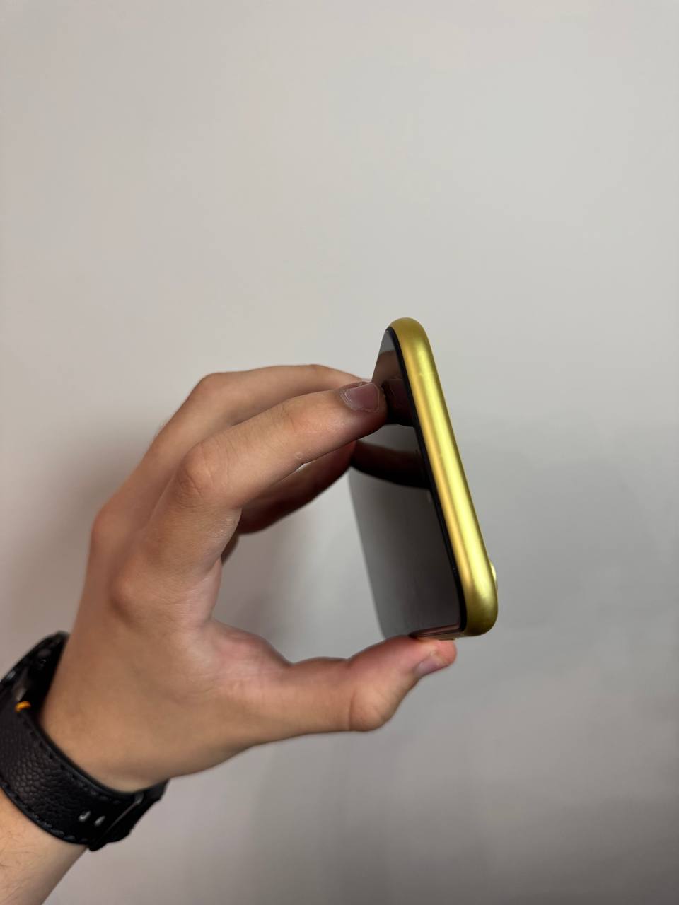iPhone 11 128GB Yellow фото 3