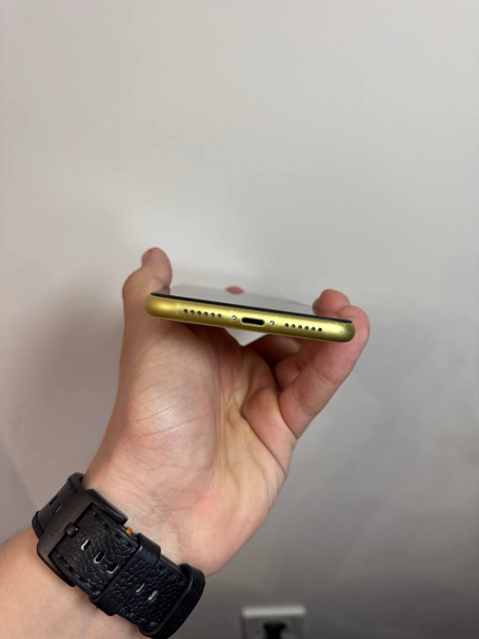 iPhone 11 128GB Yellow фото 5