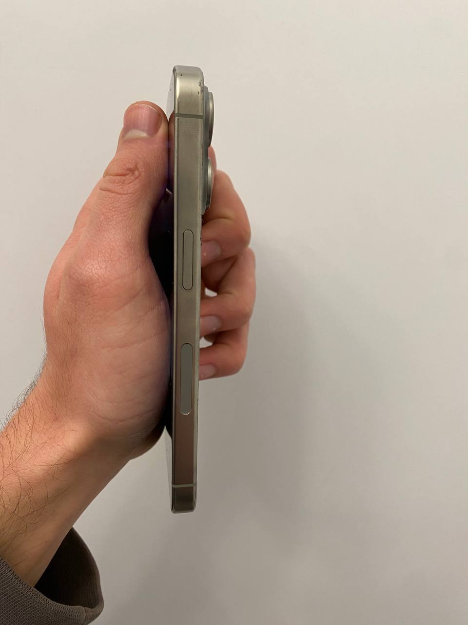 iPhone 15 Pro 1TB — фото 2