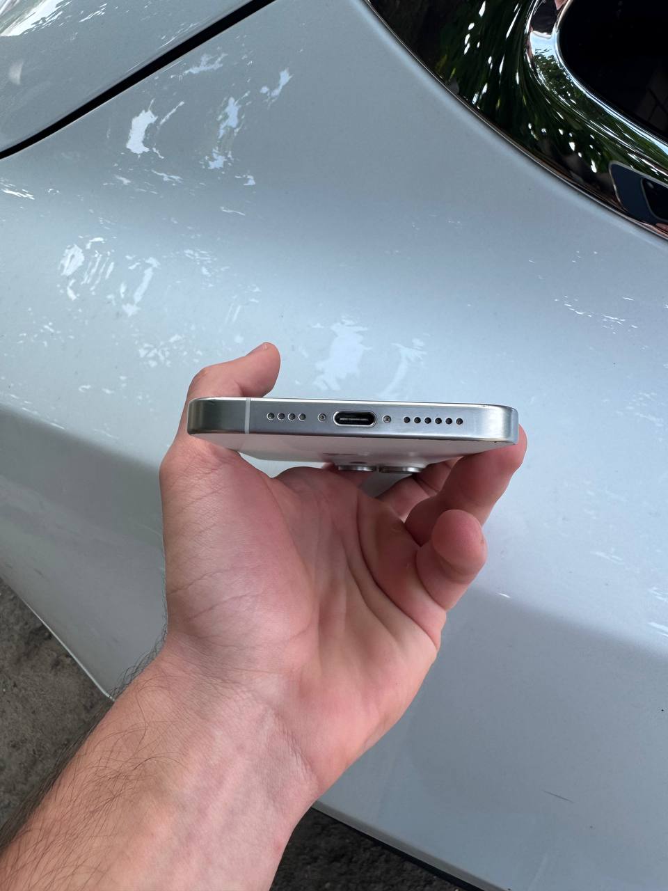 iPhone 15 Pro Max 1TB White Titanium фото 2