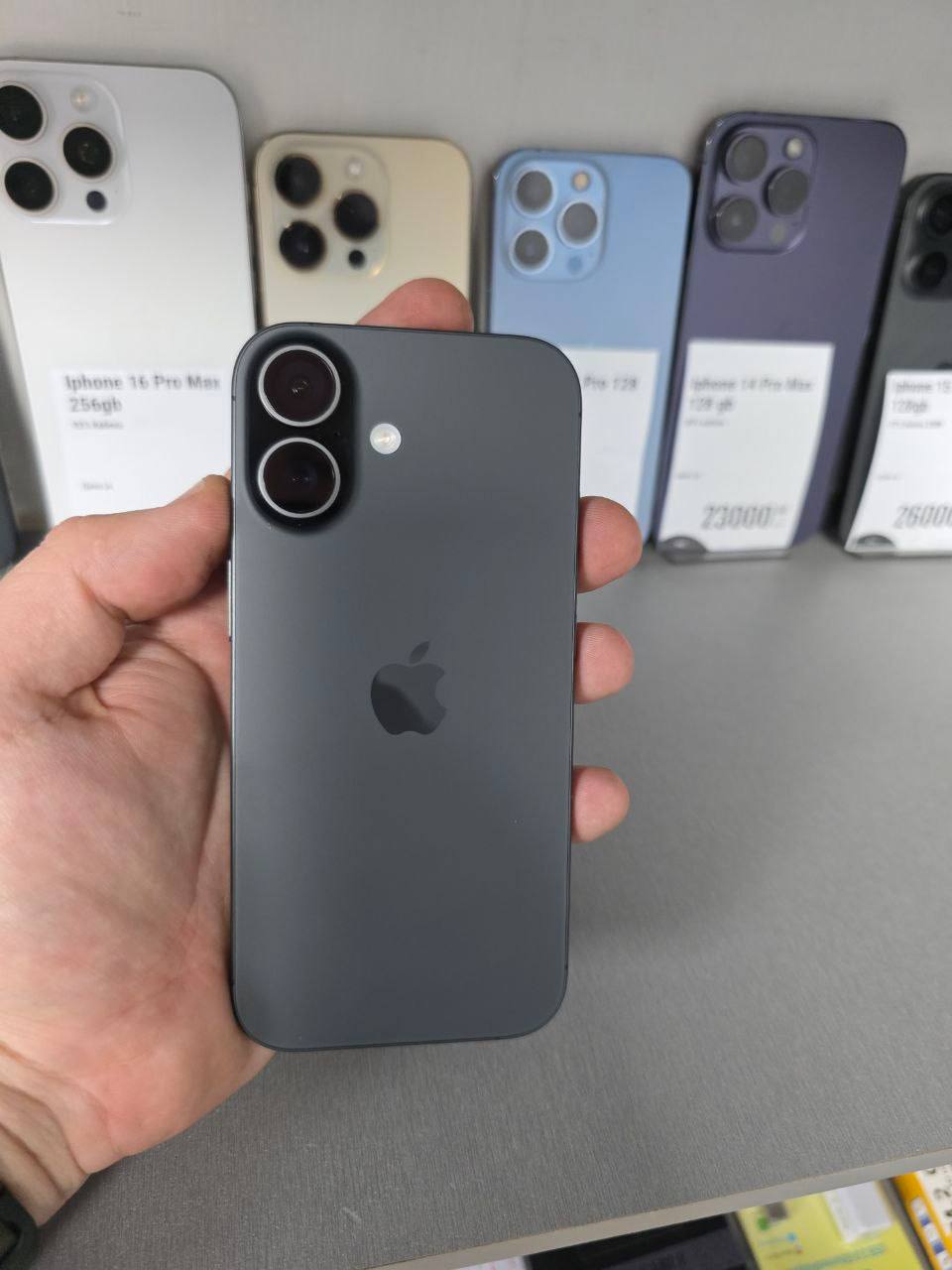 iPhone 17 256GB