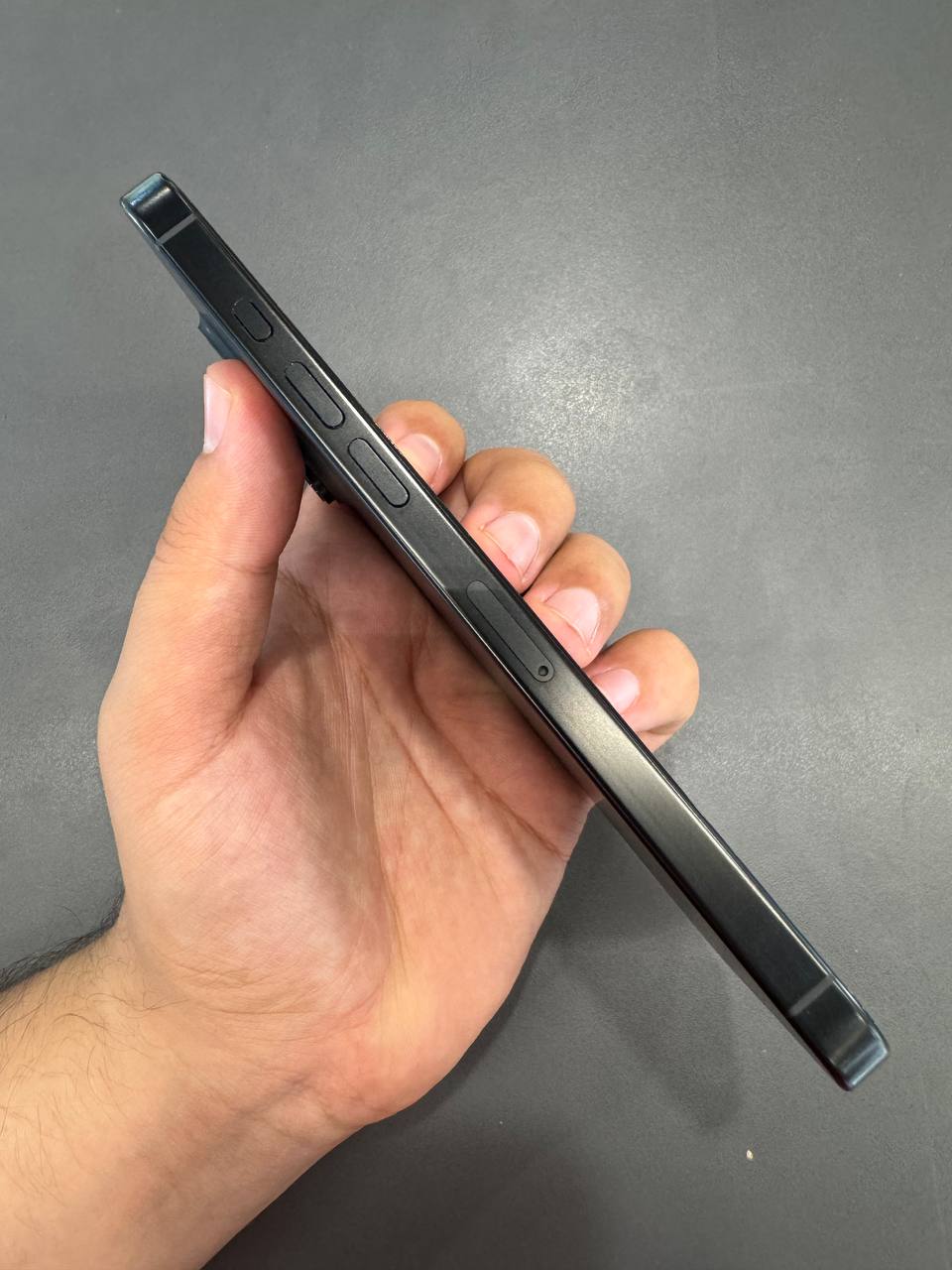 iPhone 16 Pro Max 256GB Black Titanium фото 3